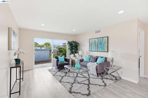 Photo of 4610 Granada Way Way, Union City, CA 94587 (MLS # 41137017)