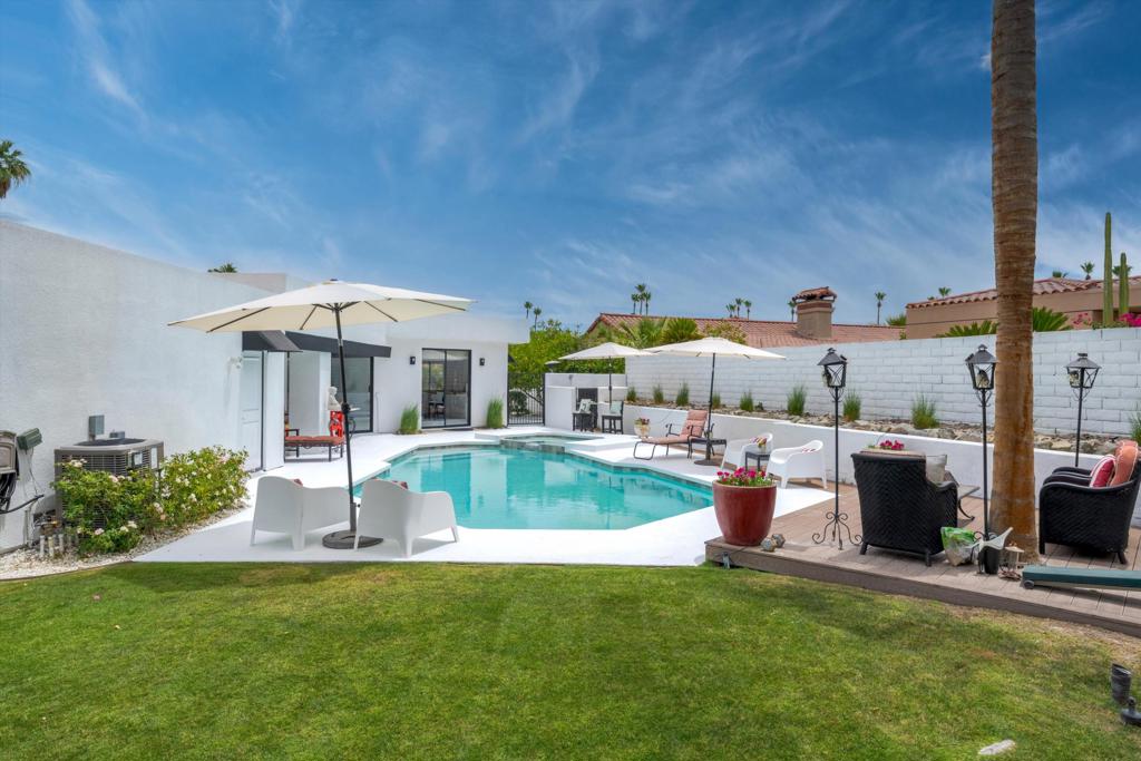 Ironwood Country Clu - Residential Lease