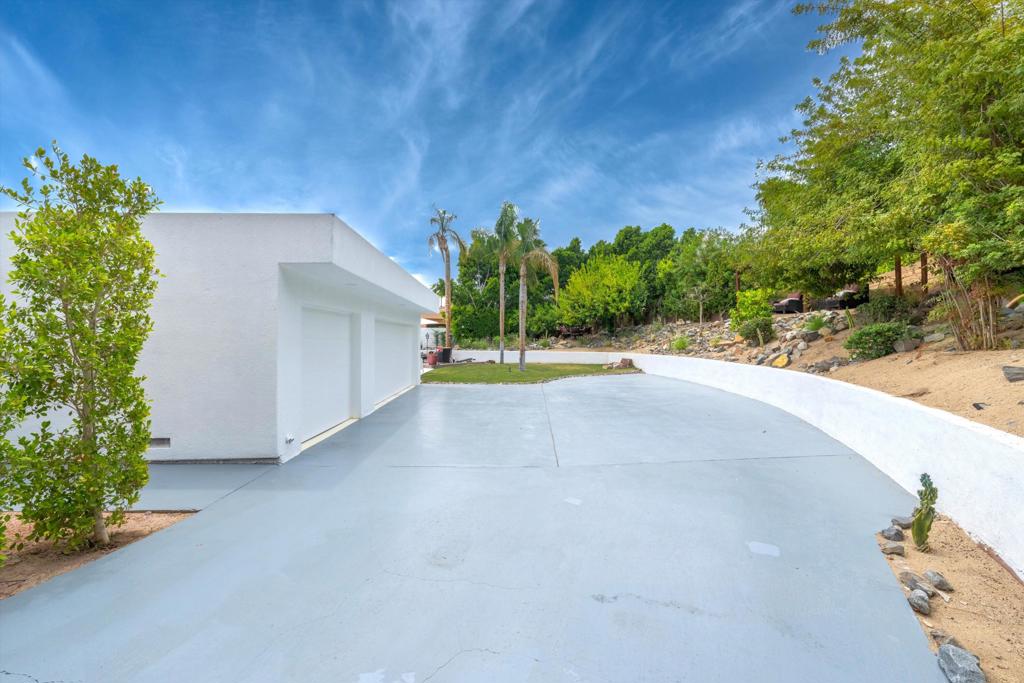 Ironwood Country Clu - Residential Lease