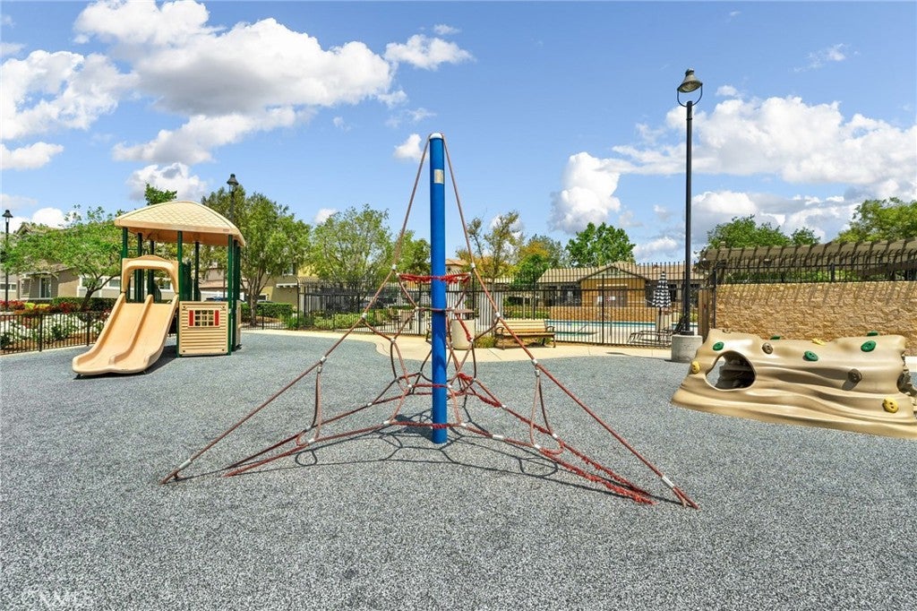 33934 Lily Road