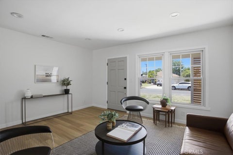Tiny photo for 6140 Fulcher AVE, North Hollywood, CA 91606 (MLS # SR26158654)