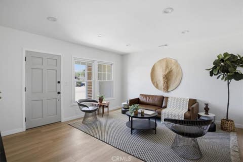 Tiny photo for 6140 Fulcher AVE, North Hollywood, CA 91606 (MLS # SR26158654)
