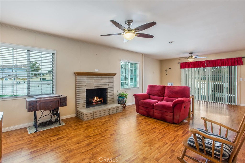 310 W Heather Way