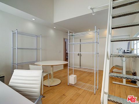 Tiny photo for 2100 Abbot Kinney Boulevard #7, Venice, CA 90291 (MLS # 25601879)