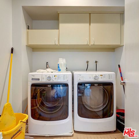 Tiny photo for 2100 Abbot Kinney Boulevard #7, Venice, CA 90291 (MLS # 25601879)