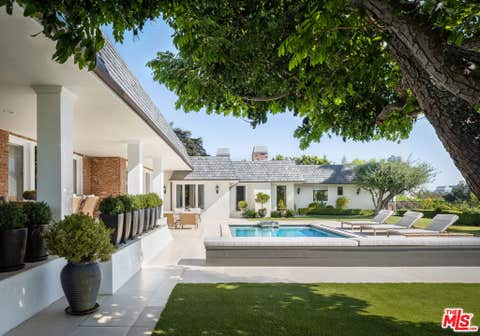 Photo of 520 Stonewood Drive, Beverly Hills, CA 90210 (MLS # 26850523)