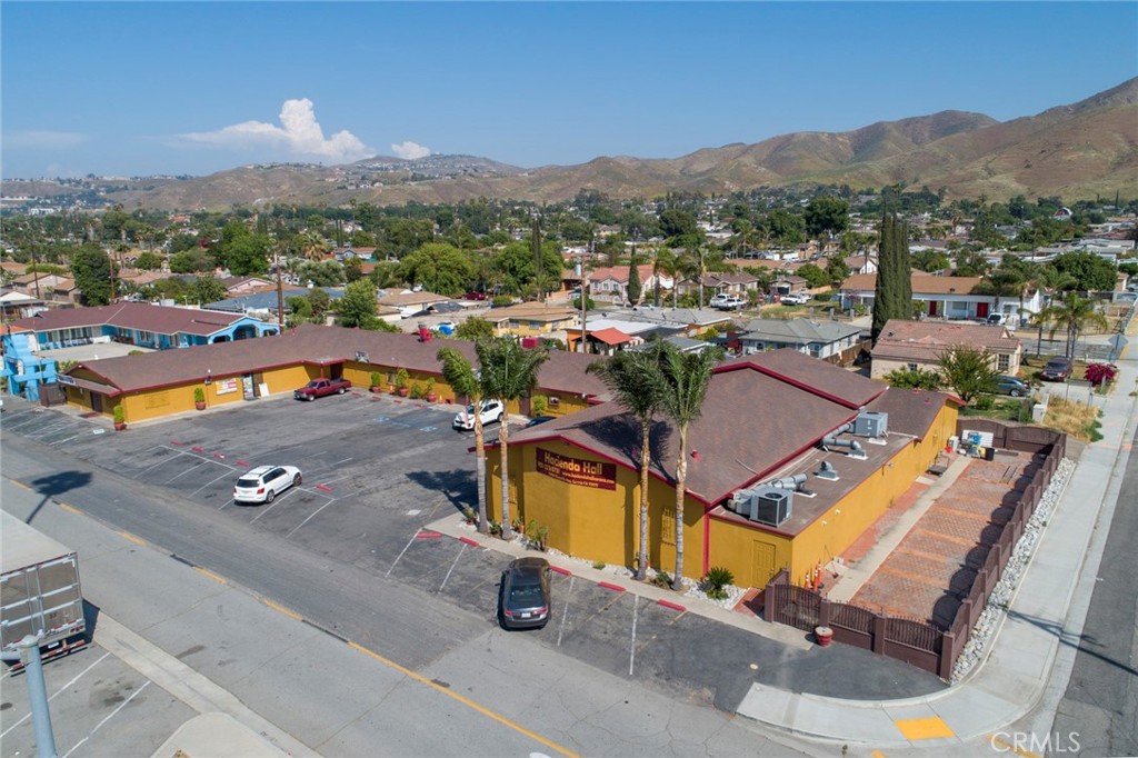 13490 Magnolia Avenue