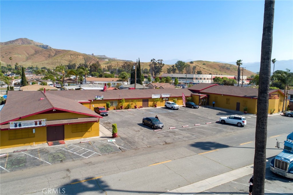 13490 Magnolia Avenue