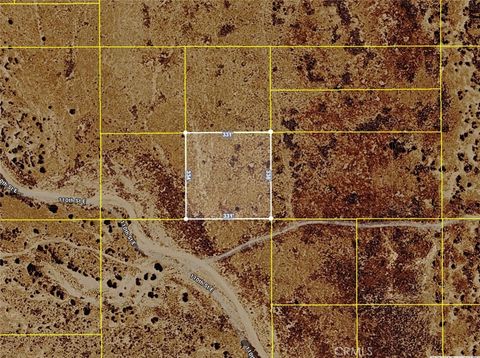 Photo of 11400 E Avenue N8, Palmdale, CA 93591 (MLS # SR26032917)