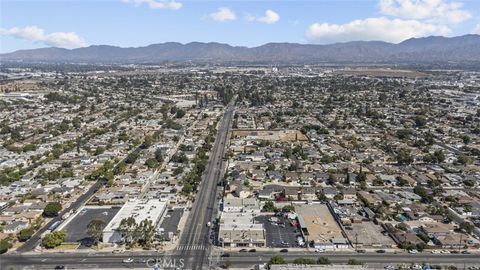 Photo of 12061 Strathern Street, North Hollywood, CA 91605 (MLS # SR25269374)