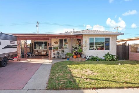 Photo of 8611 Eglise Ave, Pico Rivera, CA 90660 (MLS # DW26029039)