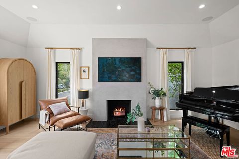 2027 Pelham Avenue Los Angeles CA 90025