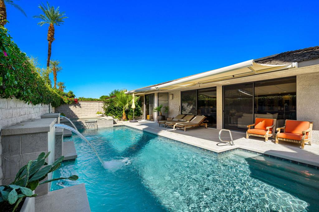 The Springs C.C. - Residential