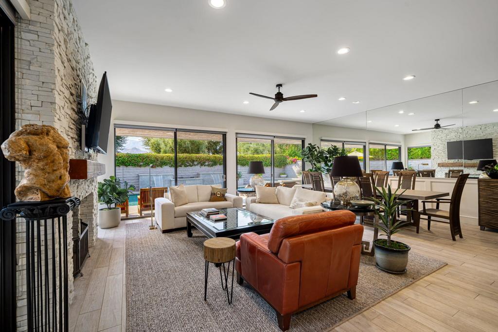 The Springs C.C. - Residential