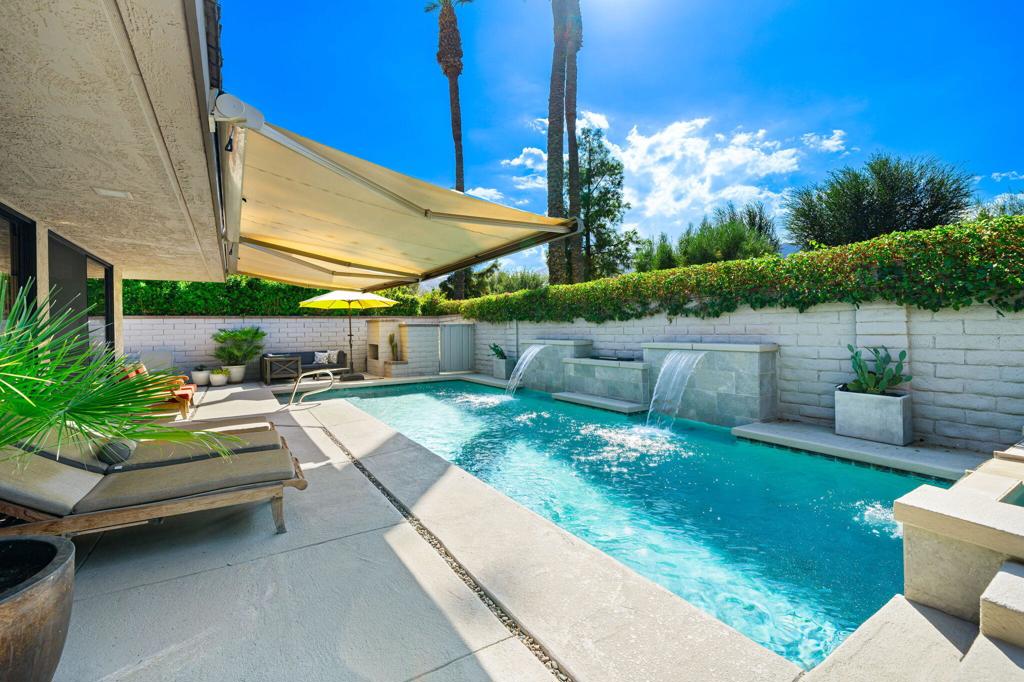 The Springs C.C. - Residential