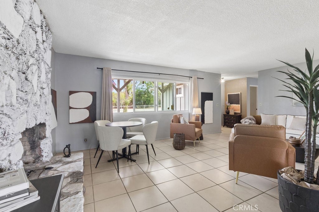 3198 Washington