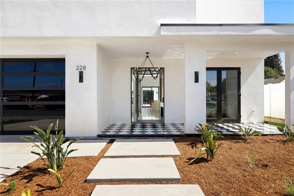 228 Costa Mesa Street 228 Costa Mesa Street