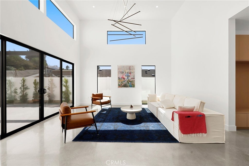 228 Costa Mesa Street