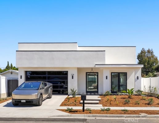 228 COSTA MESA ST, COSTA MESA, CA 92627 - Image 5cb92de3e5b82a270b3b27e110f263bf/3460317713