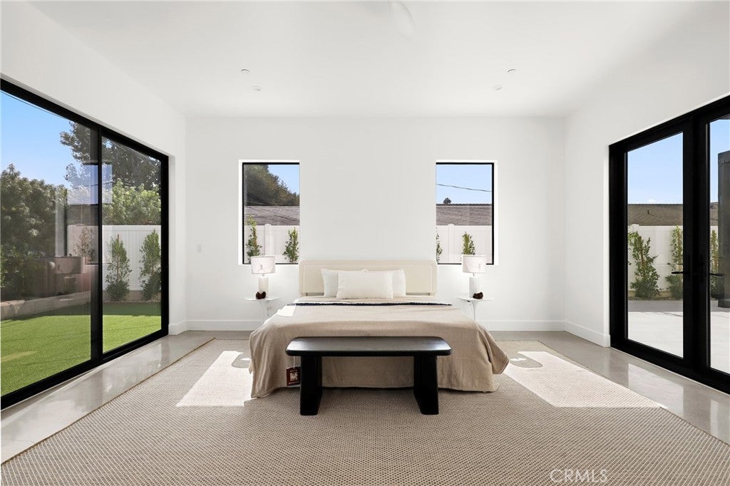 228 Costa Mesa Street, Costa Mesa CA 92627 - Photo 17