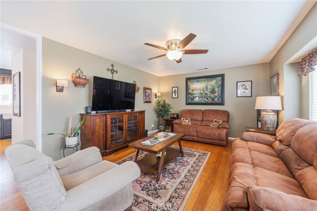 2439 W 237th Street