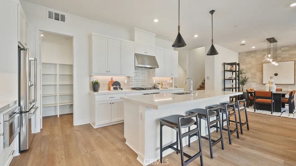 795 Walnut Terrace