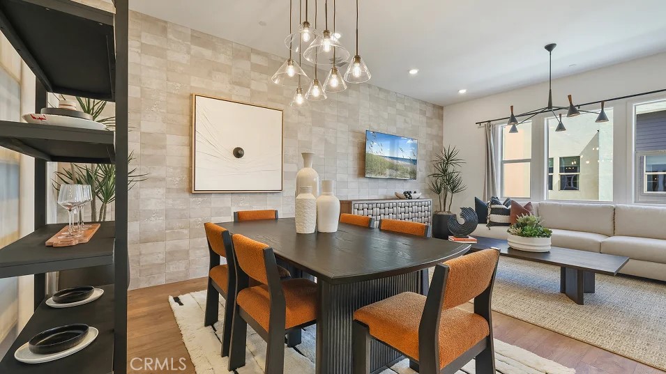 795 Walnut Terrace
