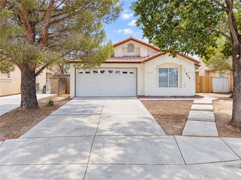 Photo of 518 E Avenue J11, Lancaster, CA 93535 (MLS # FR26209808)