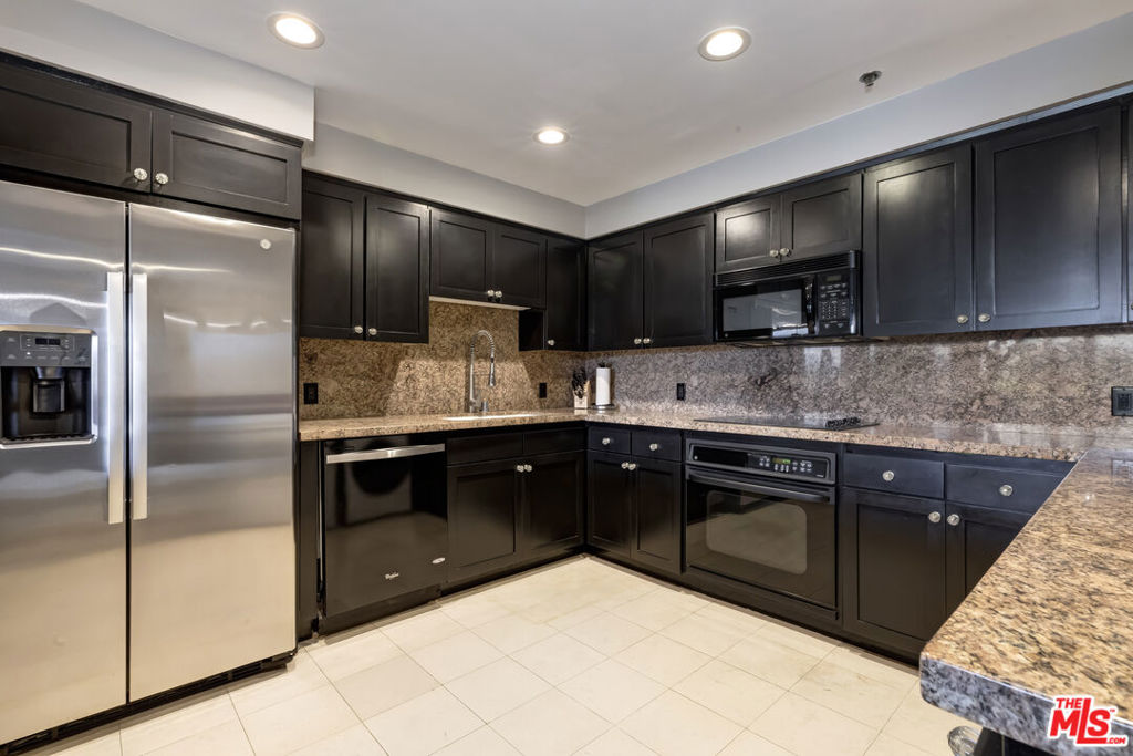 10445 Wilshire Boulevard 703