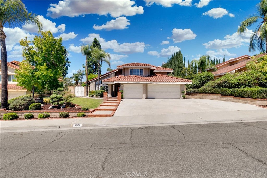 625 N Pacer Court