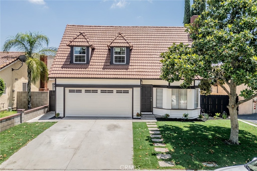 14015 Hillcrest