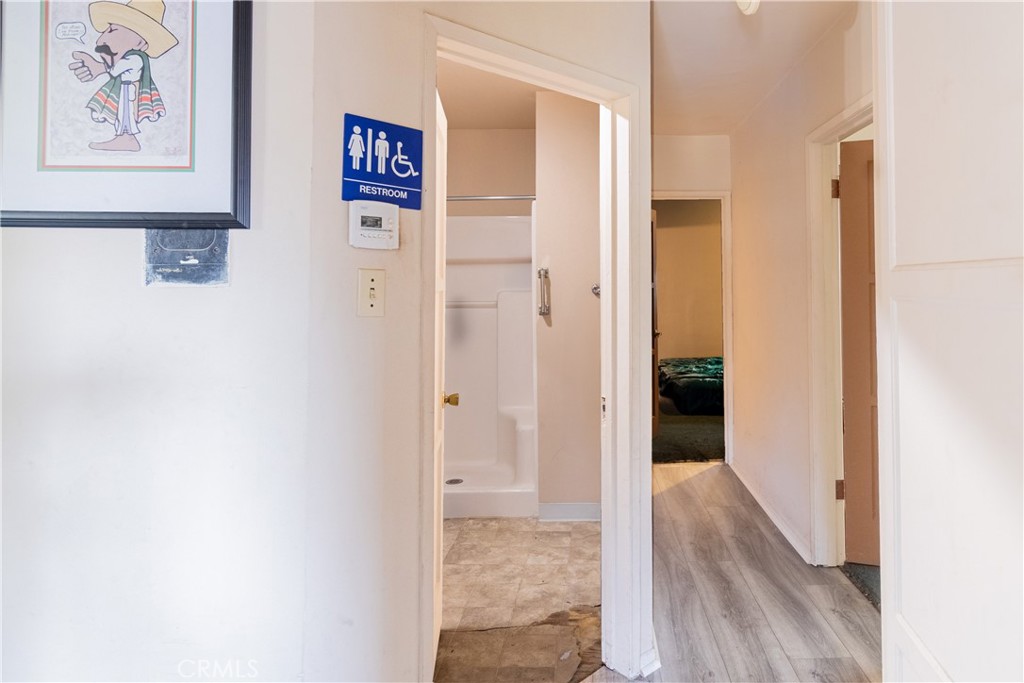 1525 San Gabriel Boulevard