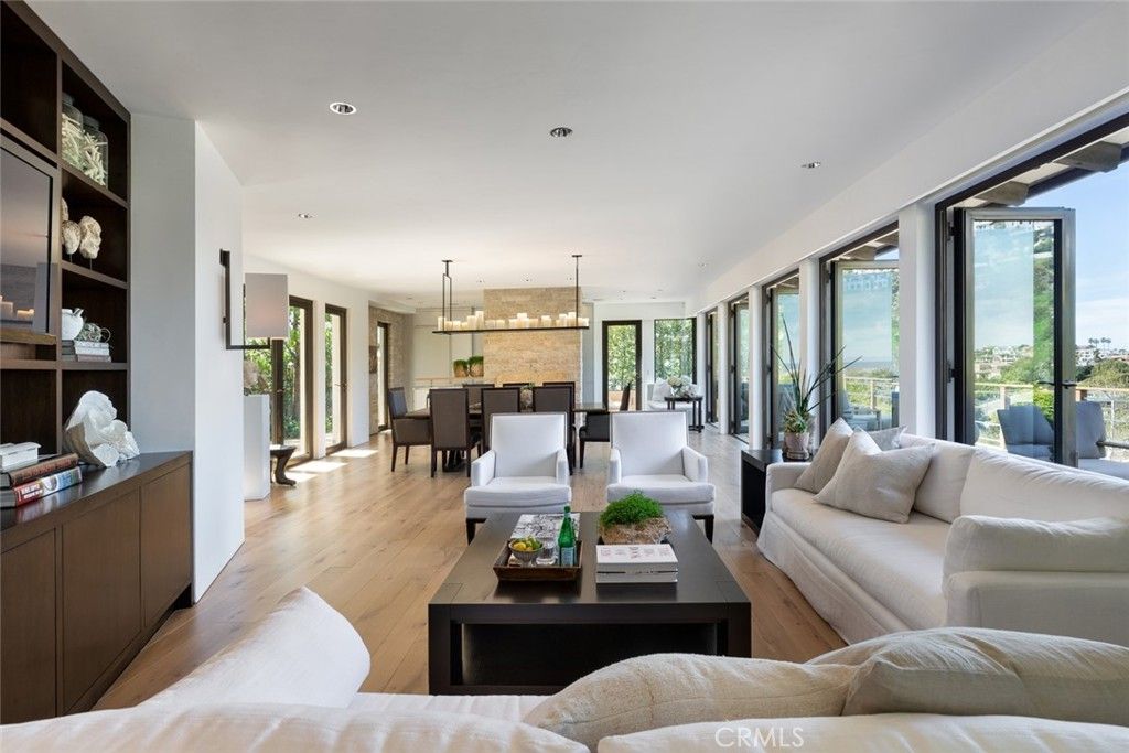 Photo of 269 Emerald Bay, Laguna Beach, CA 92651 (MLS # NP26053684)