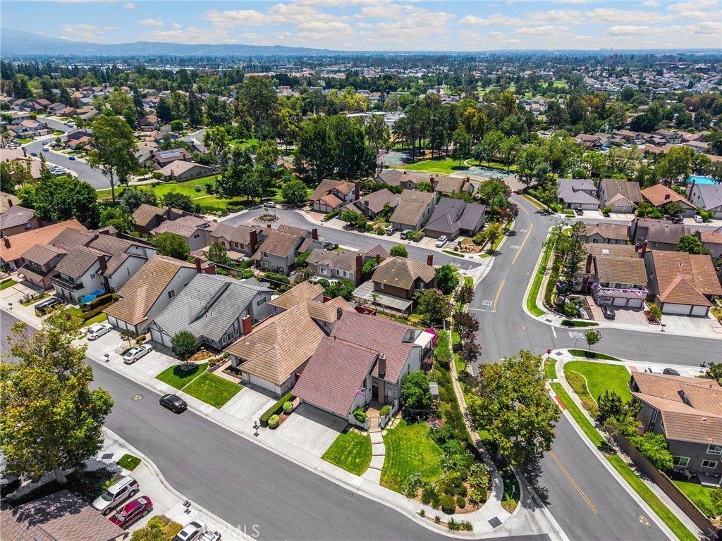 2226 Shadetree Circle