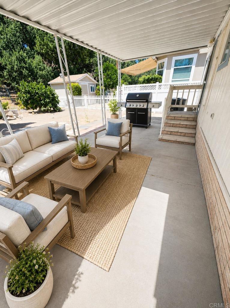 8975 Lawrence Welk Drive 4
