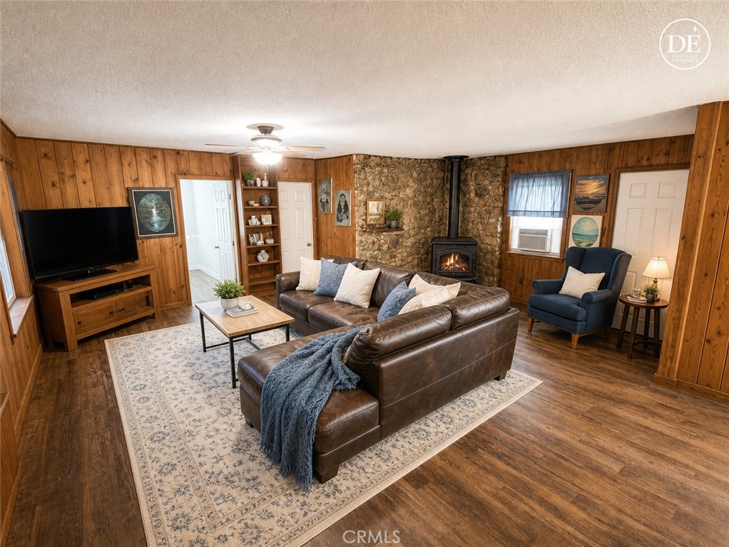 32801 Red Mountain Road
