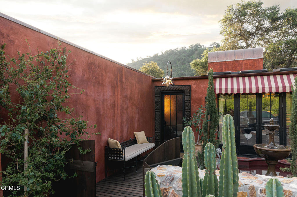 10802 Oak Knoll Road