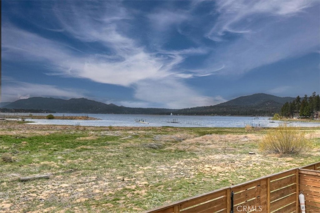 Big Bear Lake, California, 92315, United States, 4 Bedrooms Bedrooms, ,3 BathroomsBathrooms,Residential,Active,2037492