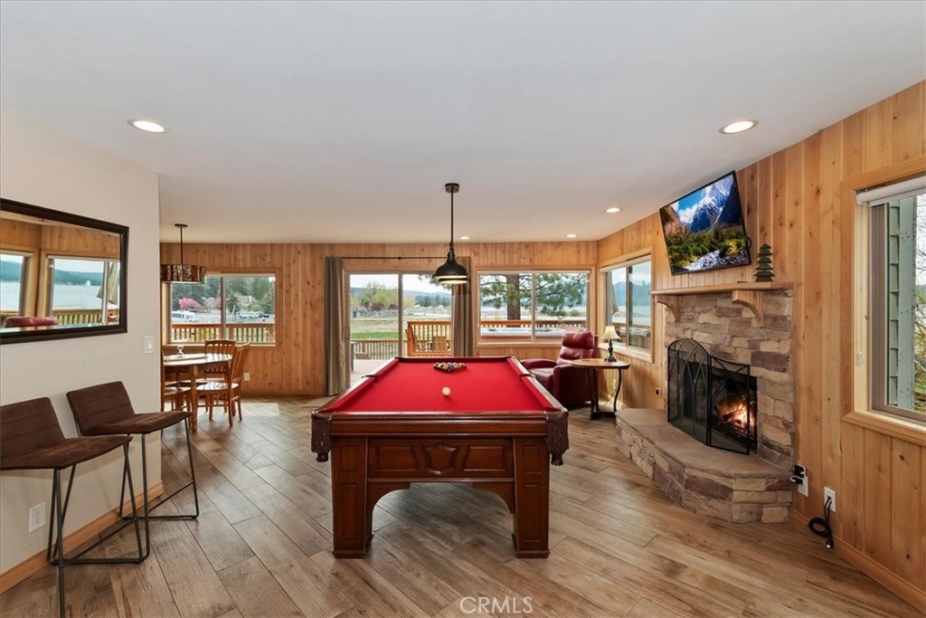 Big Bear Lake, California, 92315, United States, 4 Bedrooms Bedrooms, ,3 BathroomsBathrooms,Residential,Active,2037492