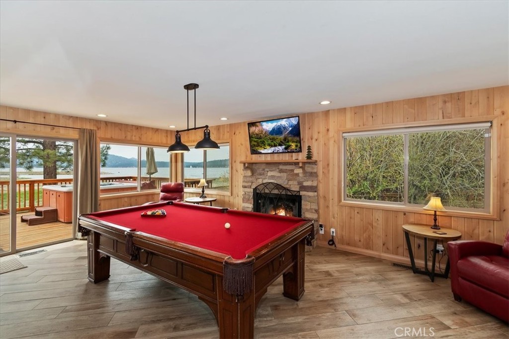 Big Bear Lake, California, 92315, United States, 4 Bedrooms Bedrooms, ,3 BathroomsBathrooms,Residential,Active,2037492