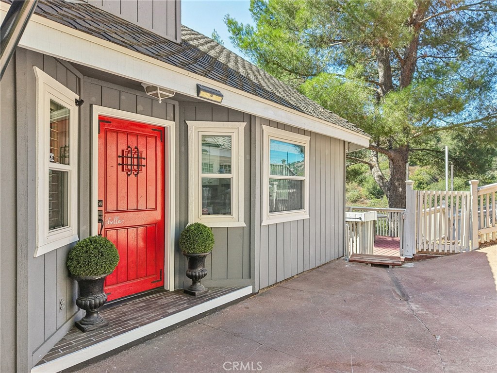 16908 Hillside Drive