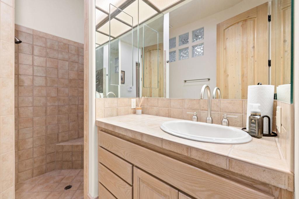 Canyon Cove - Residential Lease