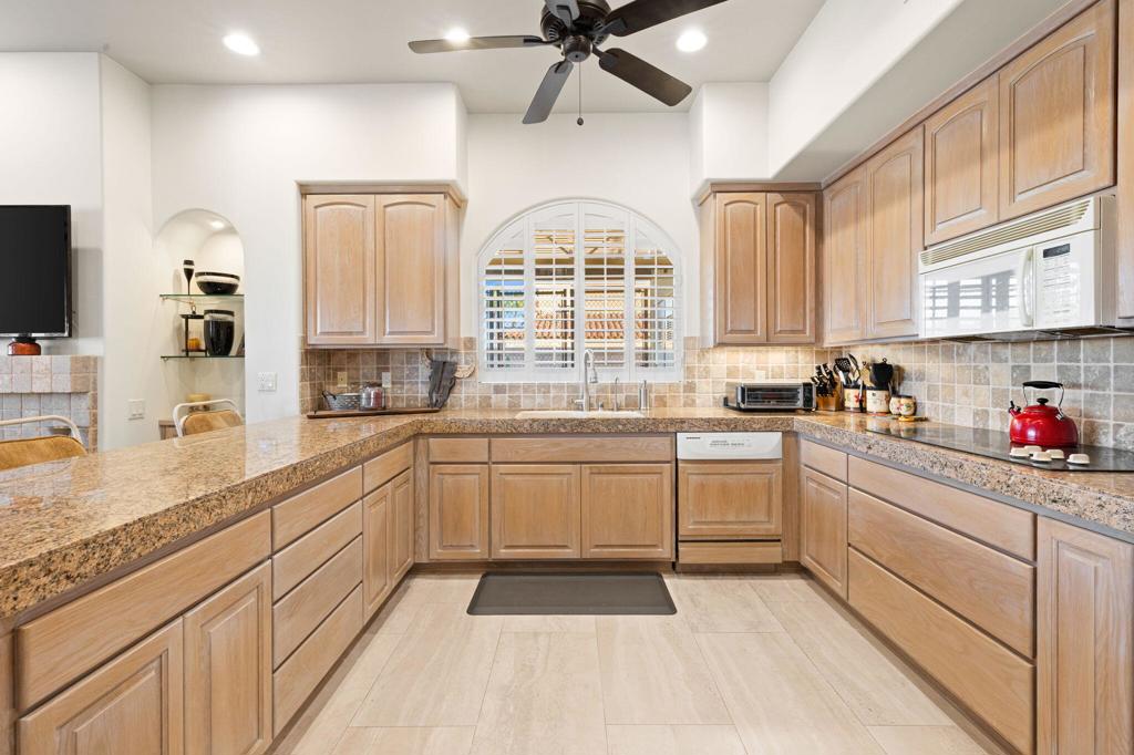 Canyon Cove - Residential Lease