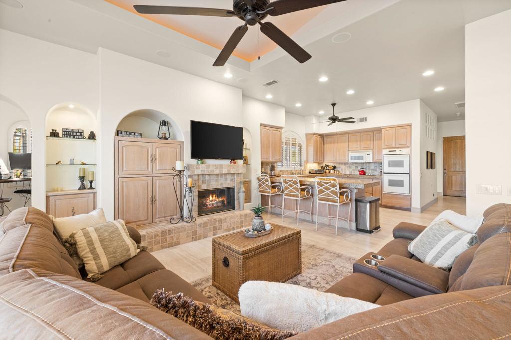 Canyon Cove - Residential Lease