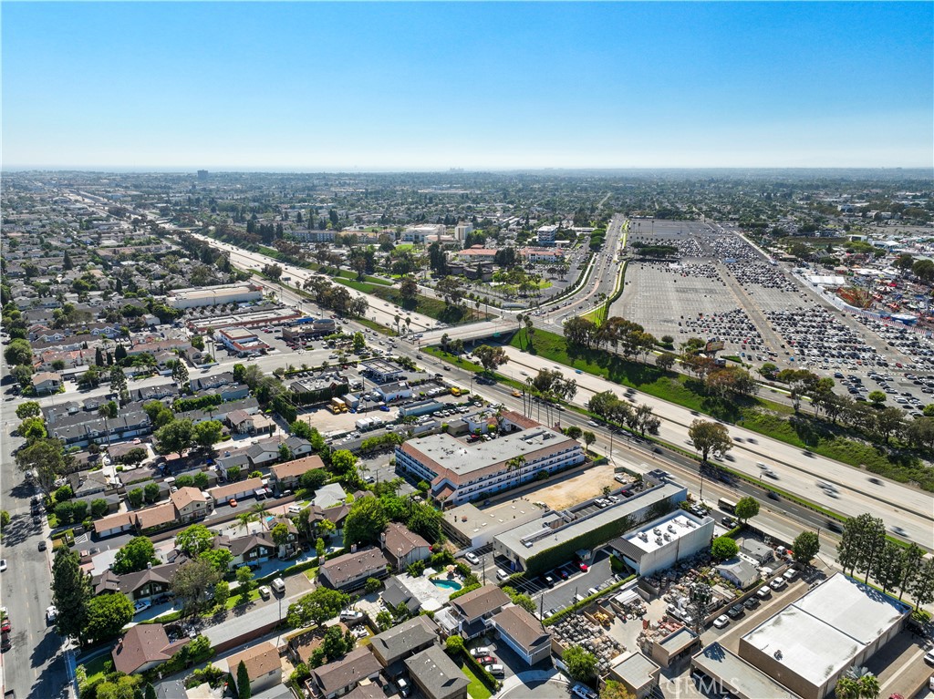 2648 Newport Boulevard