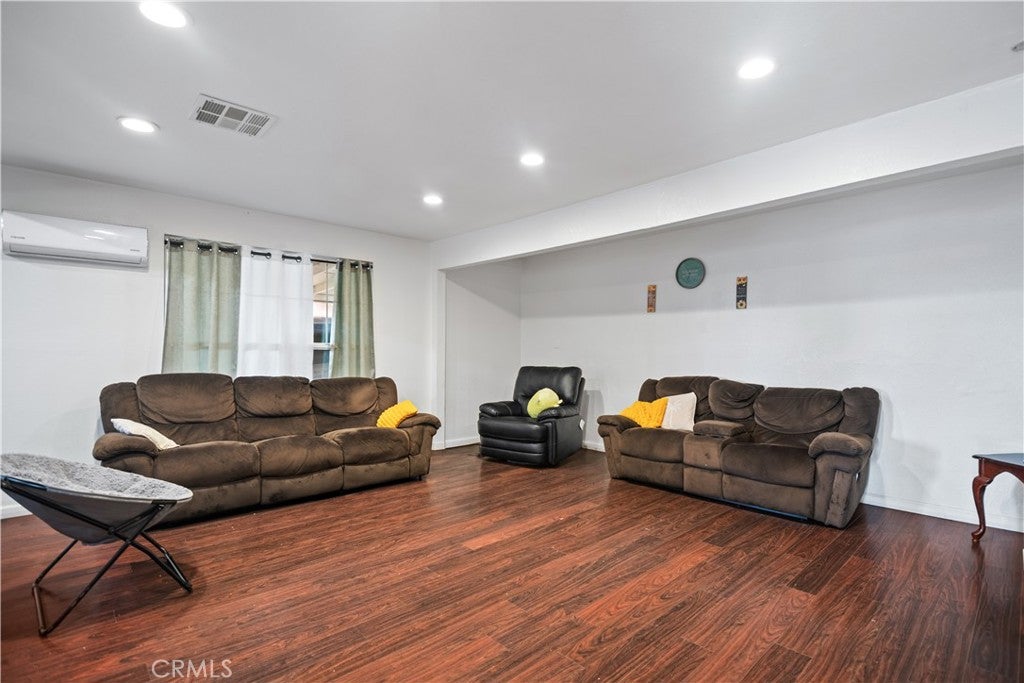 16218 Montgomery ave
