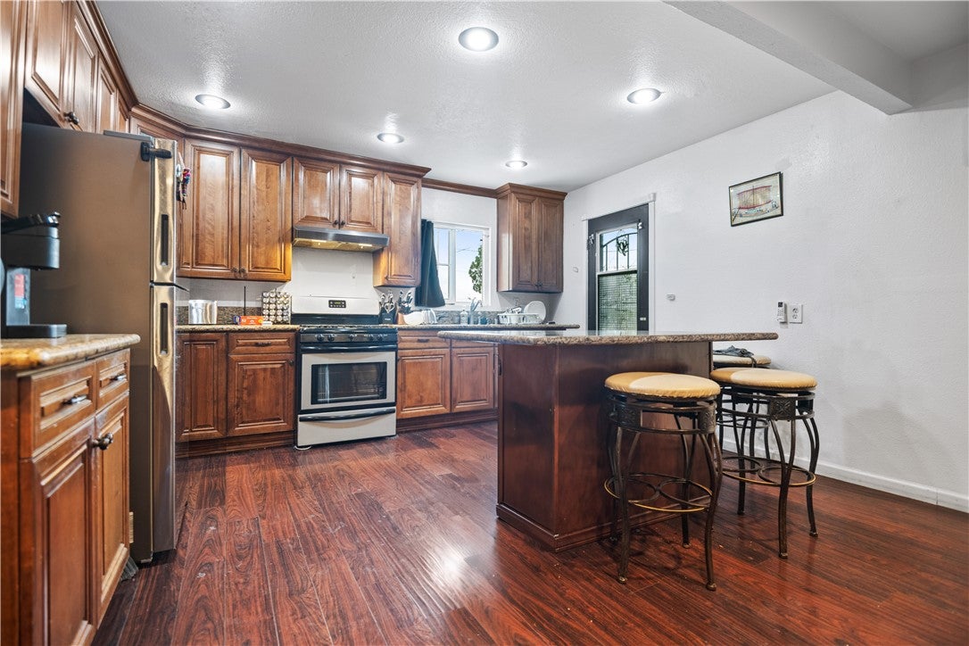 16218 Montgomery ave