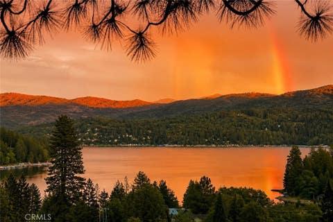 Photo of 27550 North Bay Road, Lake Arrowhead, CA 92352 (MLS # OC26097449)
