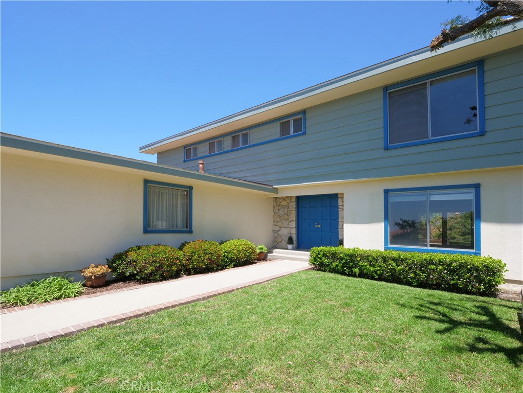6701 Kings Harbor Drive