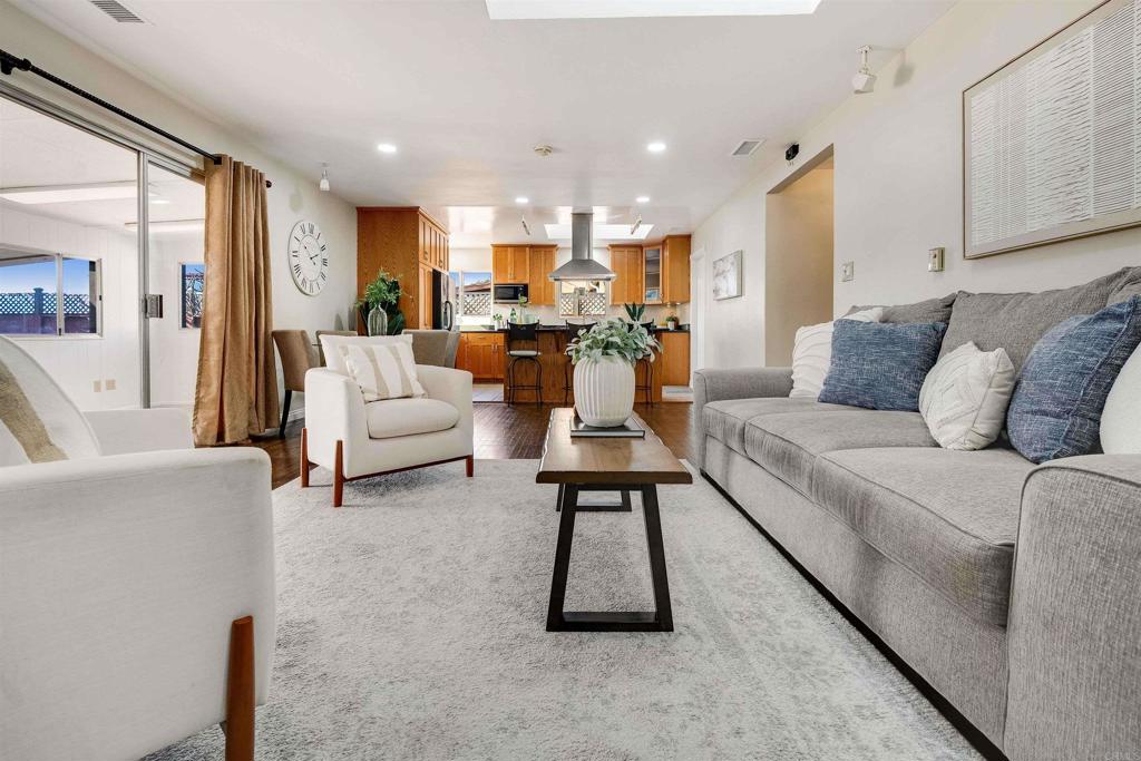 2220 Ridge View Drive